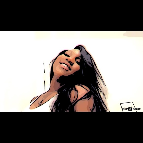 Meet your Posher, Tia - Picture 1 of 1